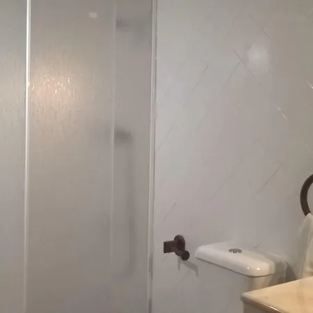 Silver - Al Quarto em Acomodações Particulares *